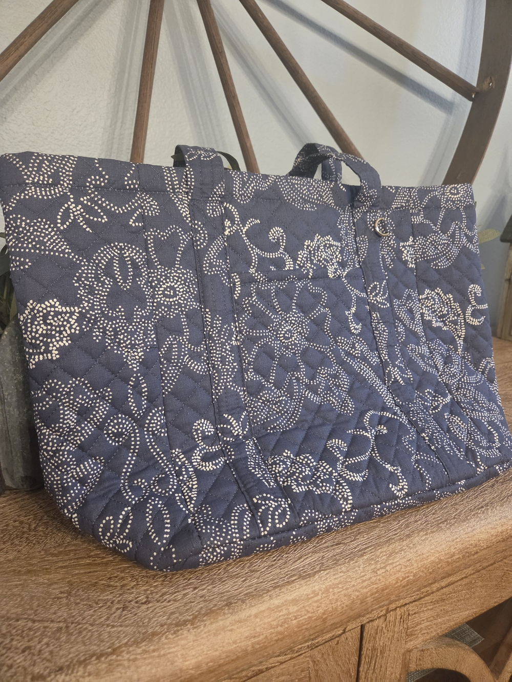 Universal Thread Navy Quilted Floral Dot Tote